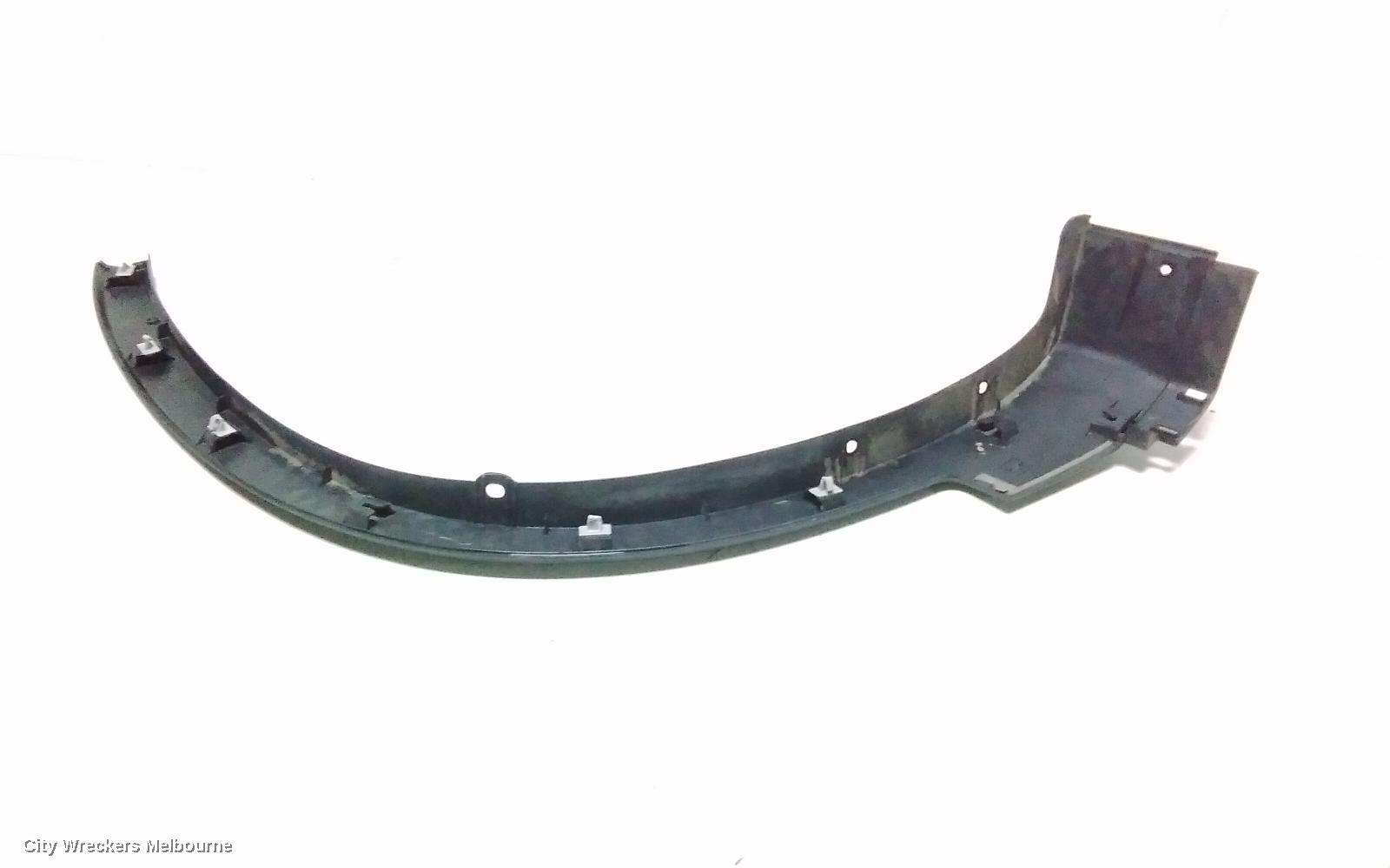 KIA SORENTO WHEEL ARCH FLARE, LH FRONT, XM, 10/2009 - 12/2014