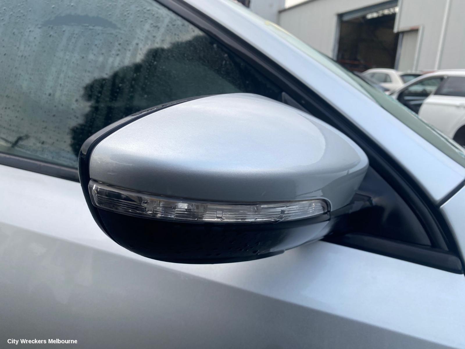 VOLKSWAGEN JETTA LEFT GUARD, 1B, 02/2011 - 12/2017