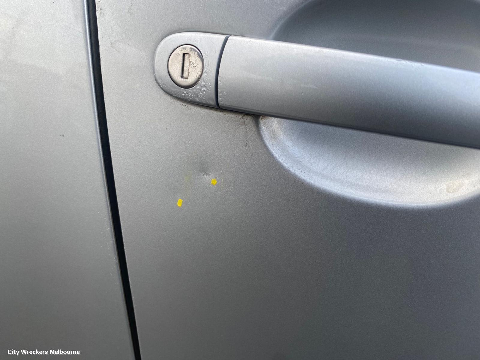 VOLKSWAGEN JETTA LEFT GUARD, 1B, 02/2011 - 12/2017
