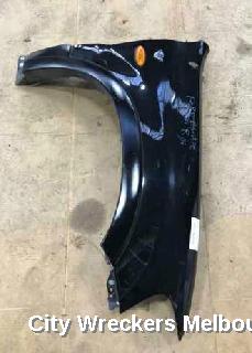 FORD ESCAPE RIGHT GUARD, BA, 02/2001 - 03/2003