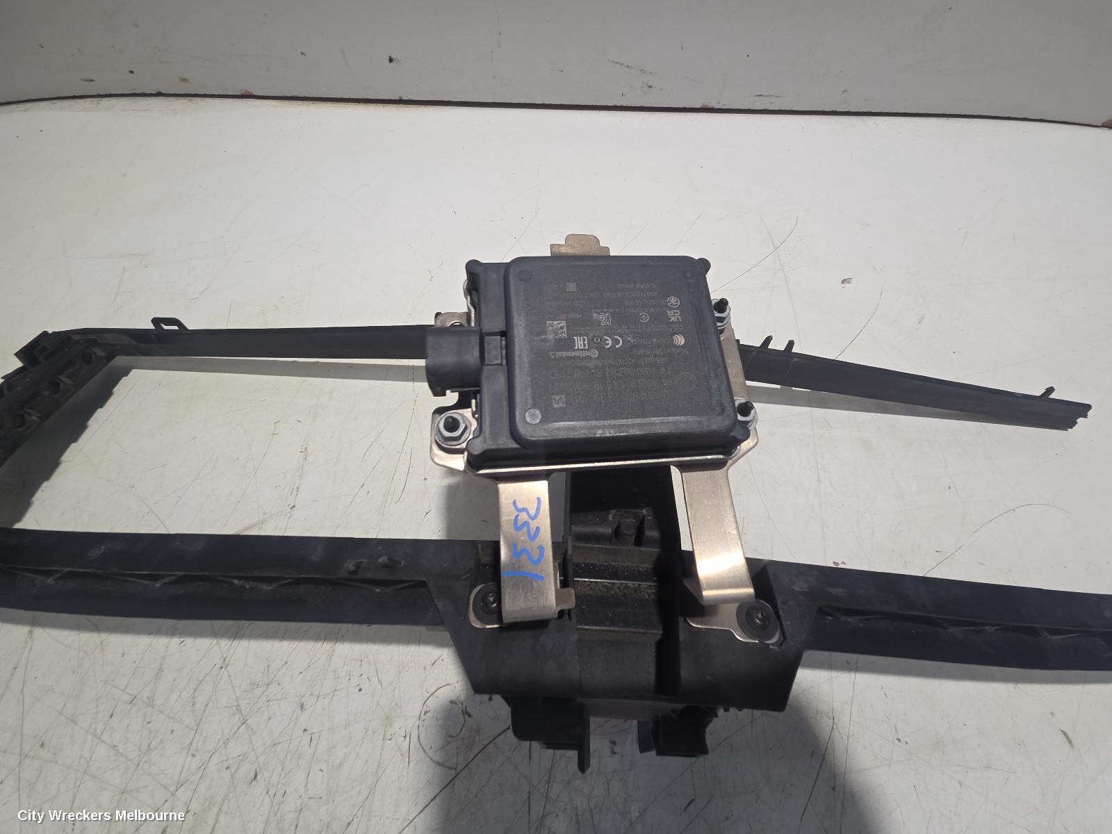 MERCEDES EQA REVERSE CAMERA, H243, 01/2021 ONWARDS