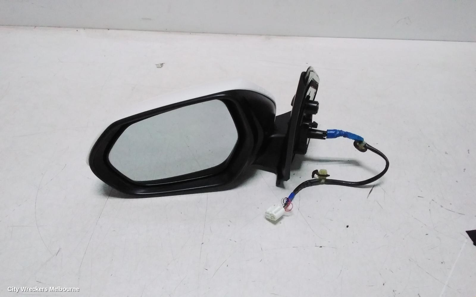 TOYOTA YARIS LEFT DOOR MIRROR, XP210 SERIES, W/ AUTO POWER FOLD, NON BLIND SPOT TYPE, COLOUR CODED, 04/2020 ONWARDS
