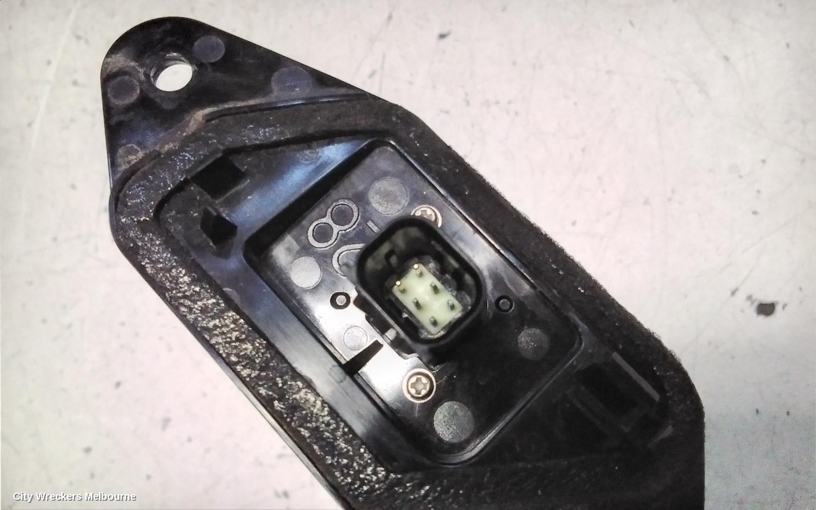 TOYOTA HIACE REVERSE CAMERA, REVERSE CAMERA, TRH/KDH, 03/2005 - 04/2019