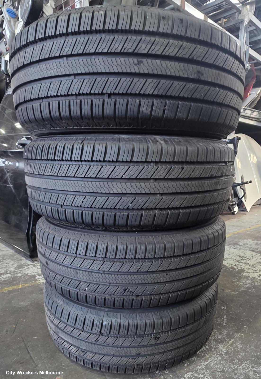 MITSUBISHI TRITON WHEEL MAG, FACTORY, 18X7.5IN, SILVER, MR, 07/2019 - 10/2023