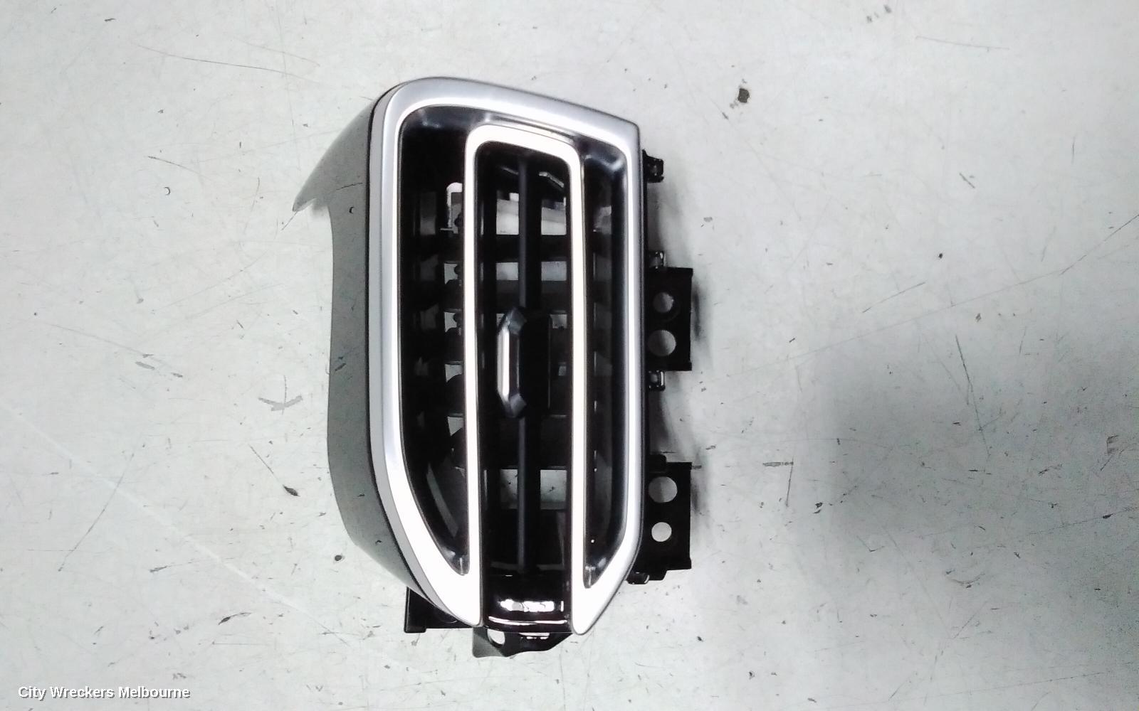 LDV T60, SK8C, 07/2017 ONWARDS, RHS AIRVENT: 150013