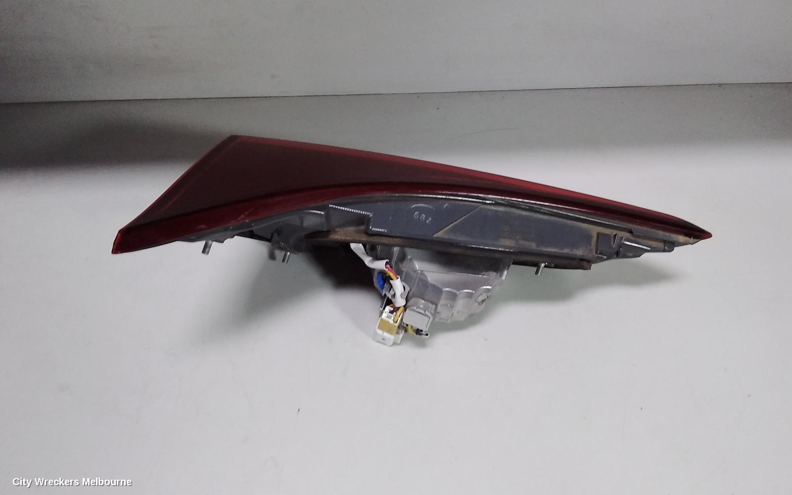 TOYOTA COROLLA REAR GARNISH, TAILGATE LAMP (RH SIDE), ZRE182R/ZWE186R, HATCH, 03/2015 - 06/2018
