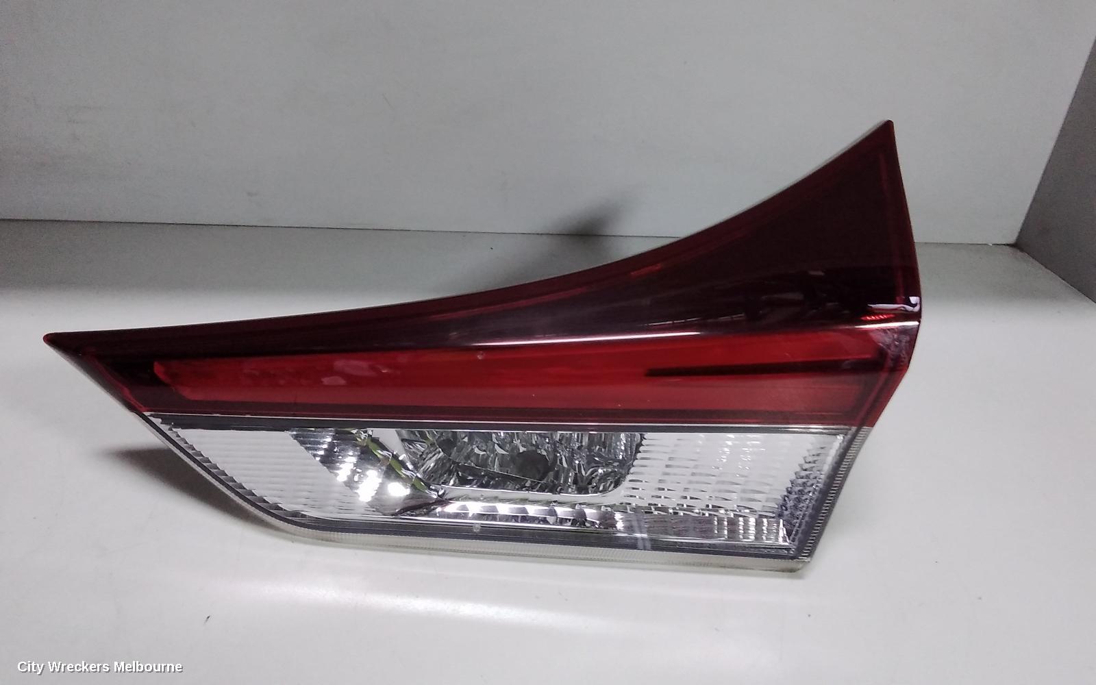 TOYOTA COROLLA REAR GARNISH, TAILGATE LAMP (RH SIDE), ZRE182R/ZWE186R, HATCH, 03/2015 - 06/2018