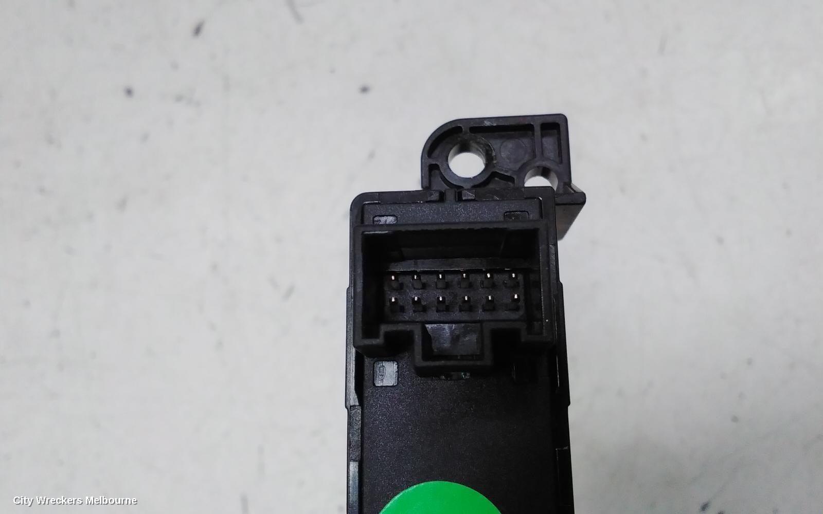 MG ZS COMBINATION SWITCH, ELEC PARK BRAKE SWITCH, AZS1, 09/2017 - 06/2025