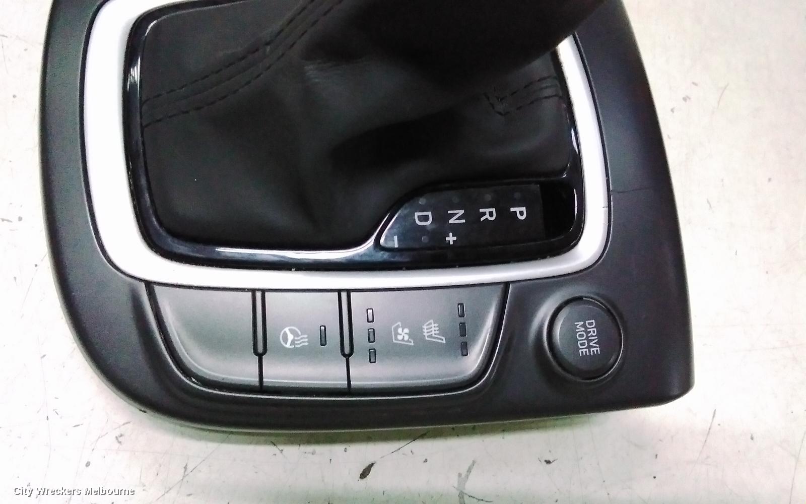 HYUNDAI KONA TRIM PANEL, OS, 09/2017 - 07/2023