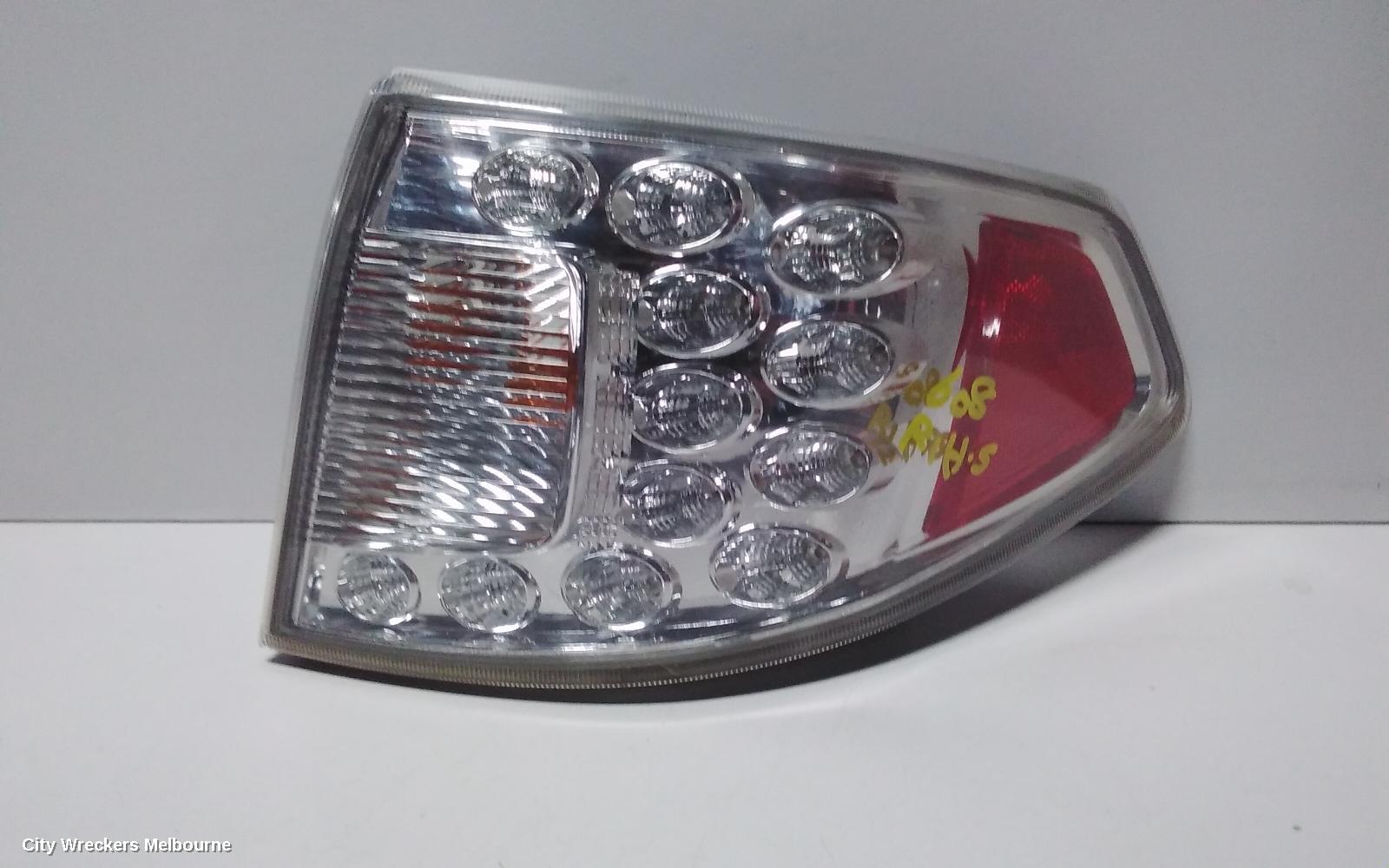 SUBARU IMPREZA RIGHT TAILLIGHT, HATCH, WRX, IN BODY, 04/2007 - 12/2013