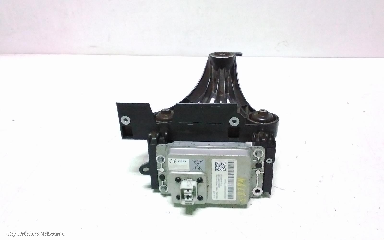 TESLA MODEL Y BATTERY, 1ST GEN, 16V VOLT BATTERY, 03/2022 ONWARDS