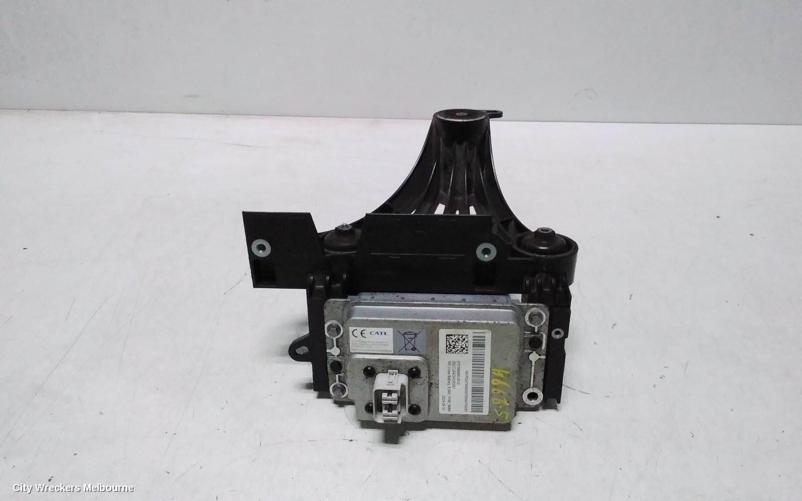 TESLA MODEL Y BATTERY, 1ST GEN, 16V VOLT BATTERY, 03/2022 ONWARDS
