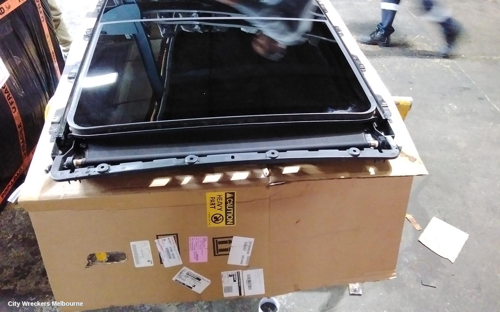 BYD ATTO 3 ROOF GLASS/SUNROOF/T, 2ND GEN, 03/2022 ONWARDS