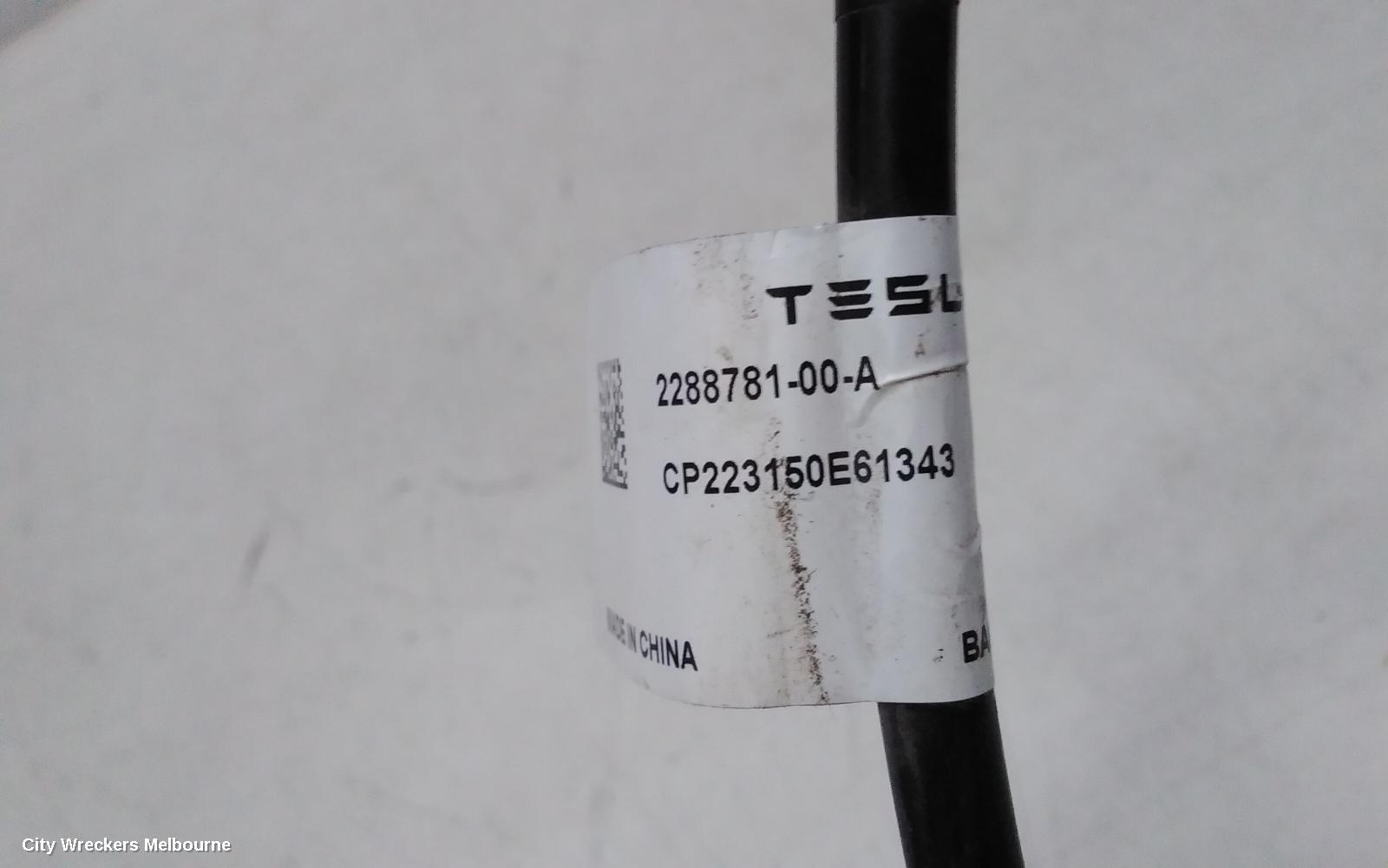 TESLA MODEL Y CALIPER, 1ST GEN, LH REAR, 1 PISTON TYPE, NON PERFORMANCE, 03/2022 - 02/2025