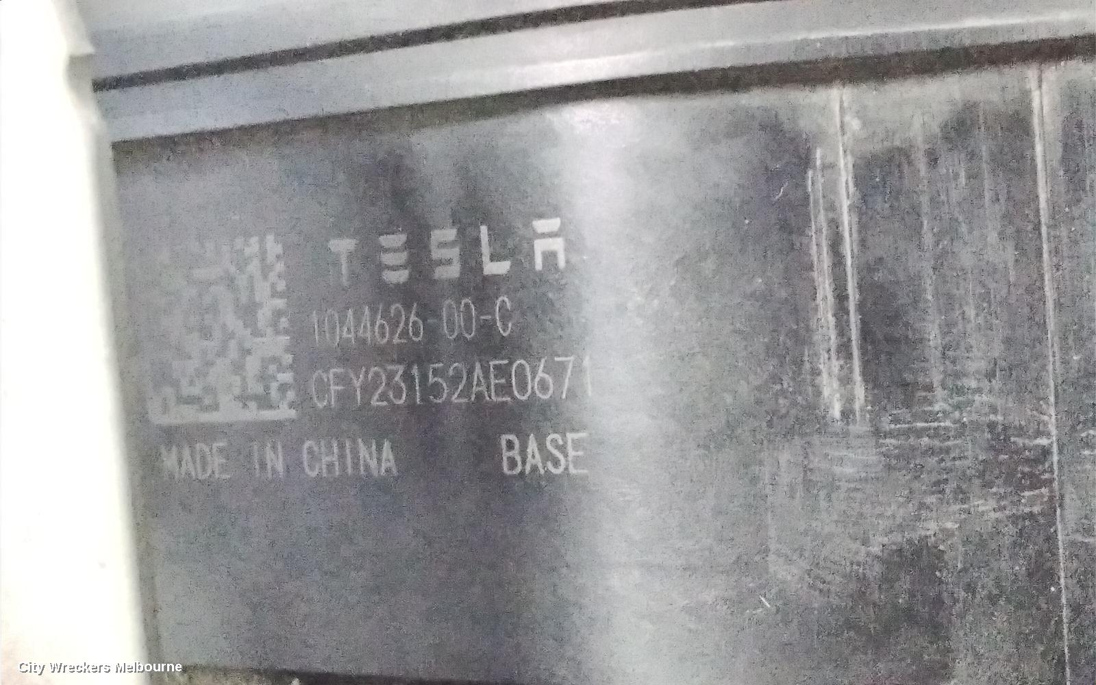 TESLA MODEL Y CALIPER, 1ST GEN, RH REAR, 1 PISTON TYPE, NON PERFORMANCE, 03/2022 - 02/2025