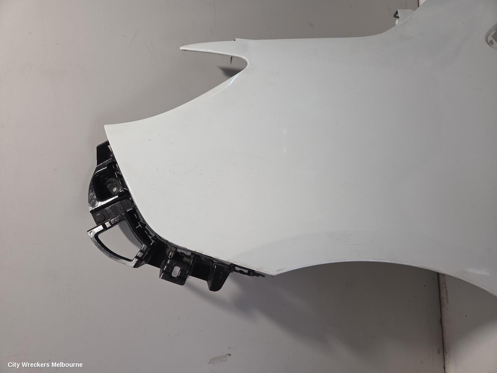 MERCEDES SPRINTER LEFT GUARD, VS30, NON FLASHER TYPE, 05/2018 ONWARDS