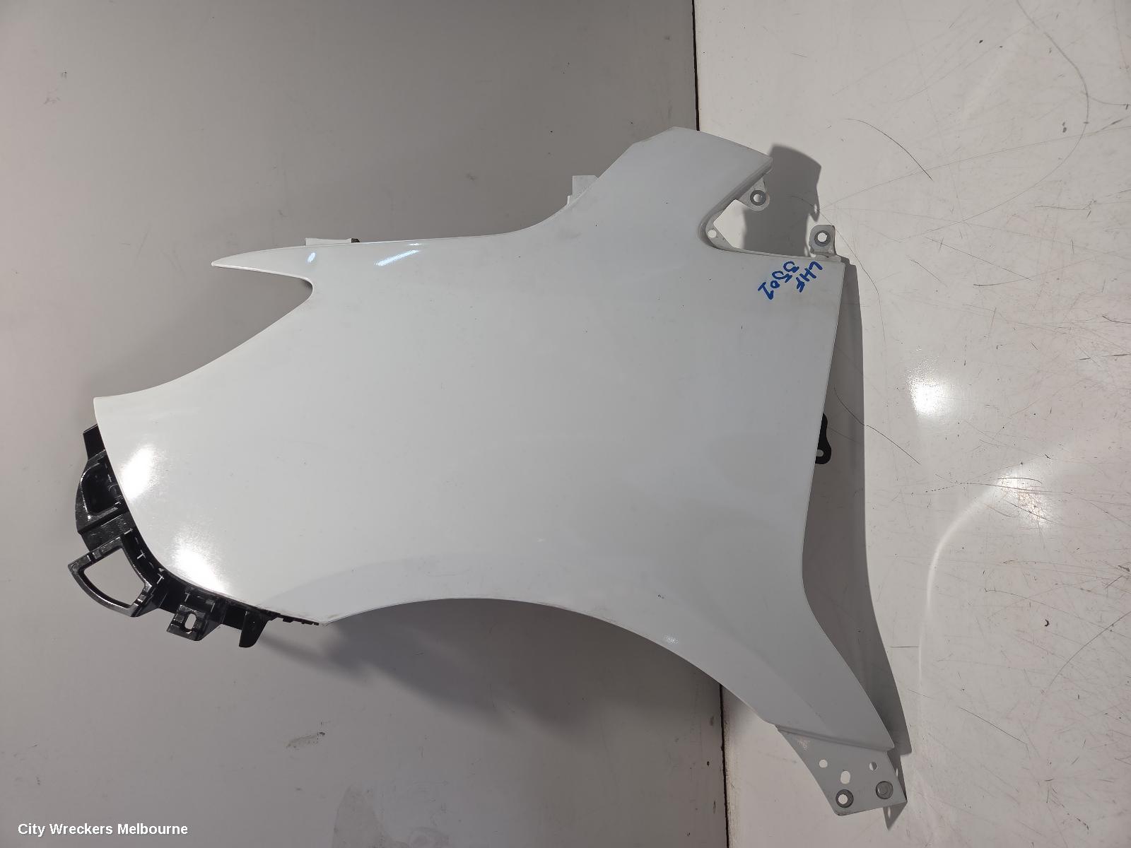MERCEDES SPRINTER LEFT GUARD, VS30, NON FLASHER TYPE, 05/2018 ONWARDS