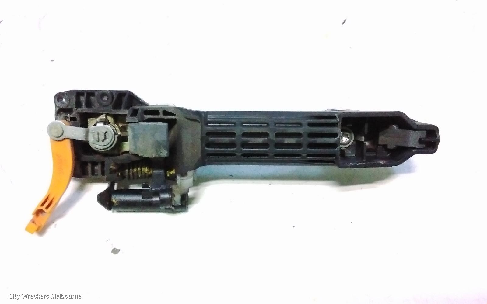 TOYOTA RAV4 DOOR HANDLE, OUTER, RH FRONT, ACA2#R, 07/2000 - 10/2005