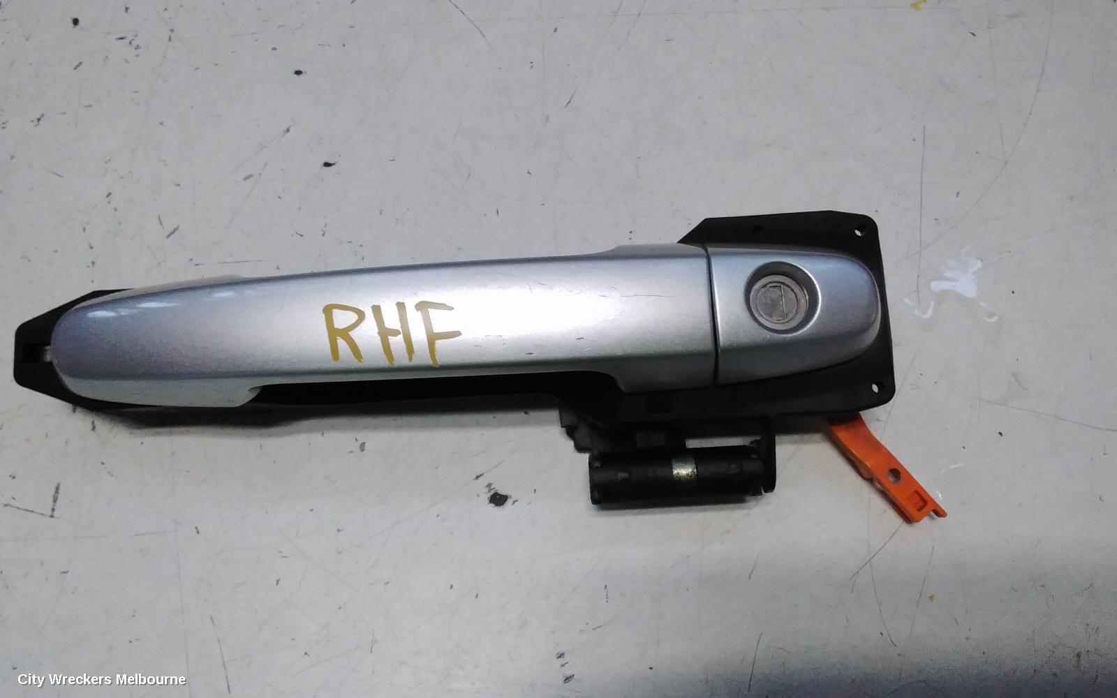TOYOTA RAV4 DOOR HANDLE, OUTER, RH FRONT, ACA2#R, 07/2000 - 10/2005