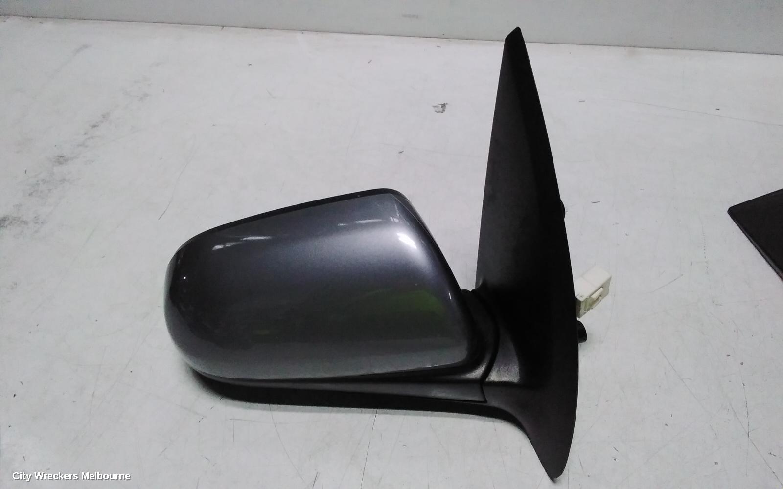 HOLDEN BARINA RIGHT DOOR MIRROR, TK, SEDAN, 12/2005 - 12/2012