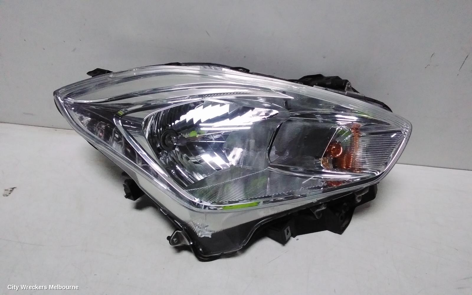 SUZUKI SWIFT RIGHT HEADLAMP, AZ, HALOGEN TYPE, 04/2017 - 03/2025