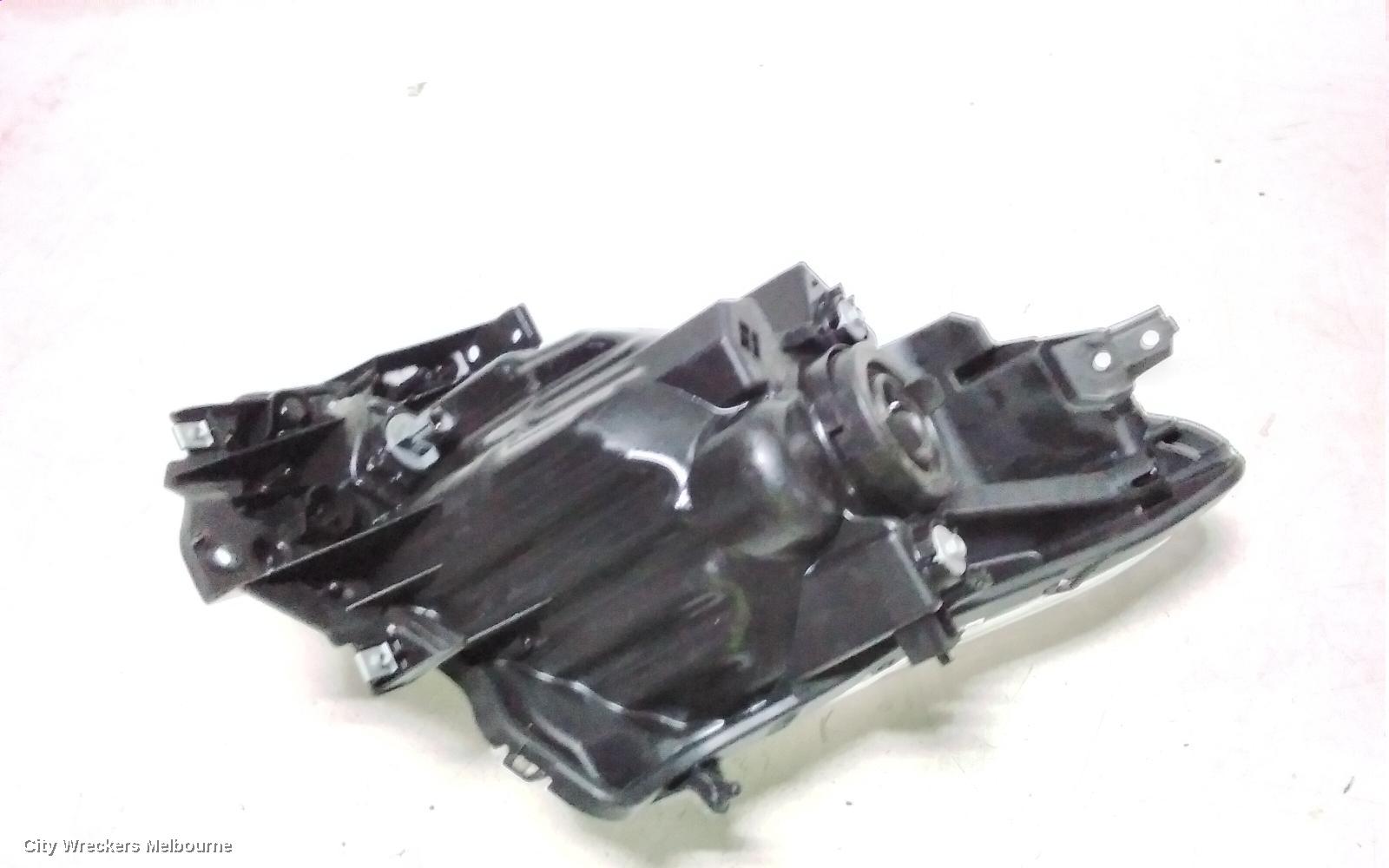 SUZUKI SWIFT RIGHT HEADLAMP, AZ, HALOGEN TYPE, 04/2017 - 03/2025