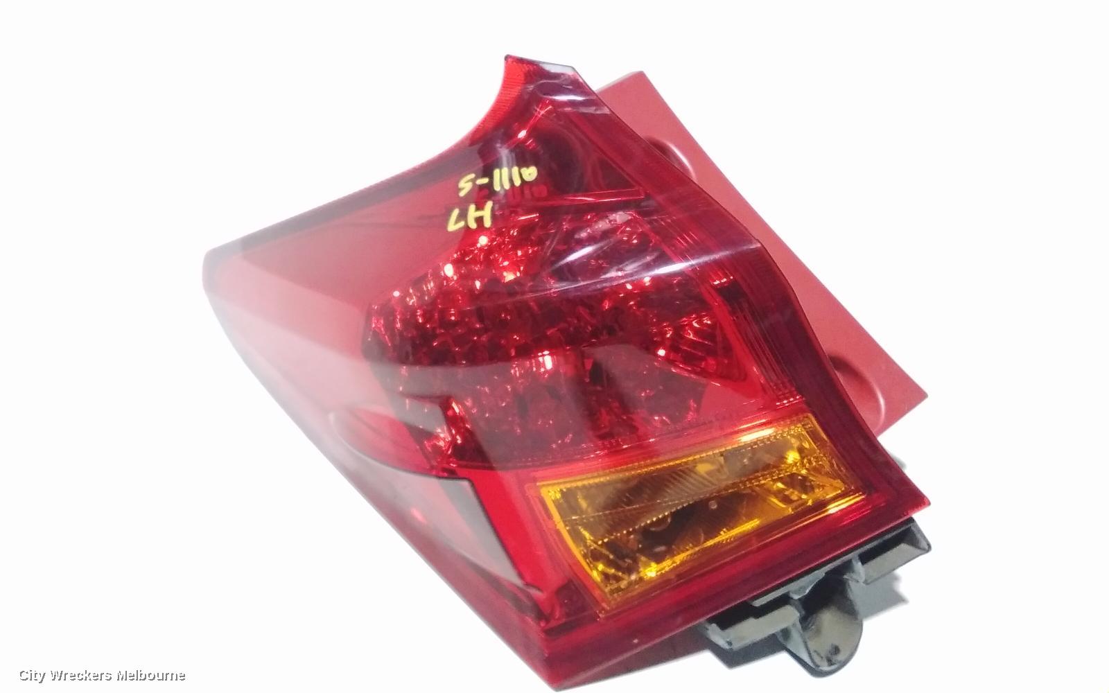 TOYOTA COROLLA LEFT TAILLIGHT, ZRE182R, HATCH, 10/2012 - 03/2015