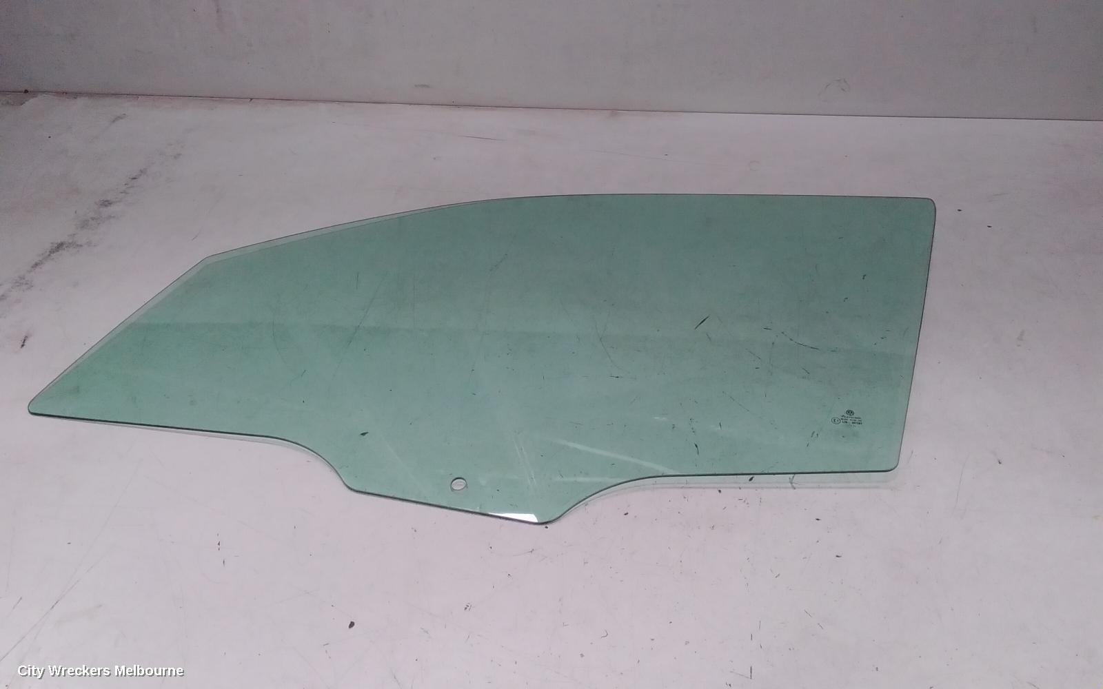 VOLKSWAGEN AMAROK LEFT FRONT DOOR WINDOW, 2H, 10/2010 - 09/2022