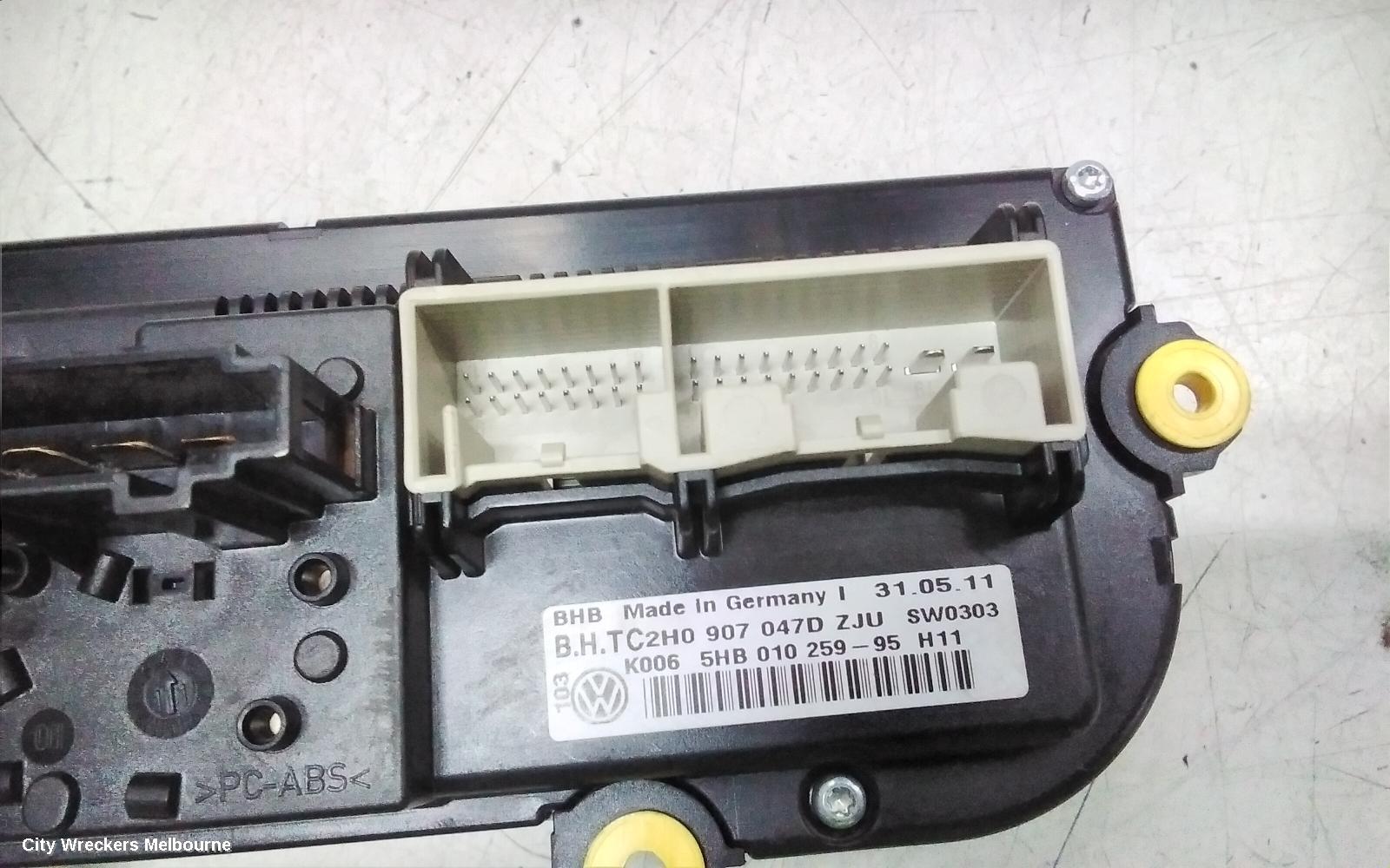 VOLKSWAGEN AMAROK HEATER/AC CONTROLS, NON CLIMATE CONTROL TYPE, 2H, 10/2010 - 09/2022