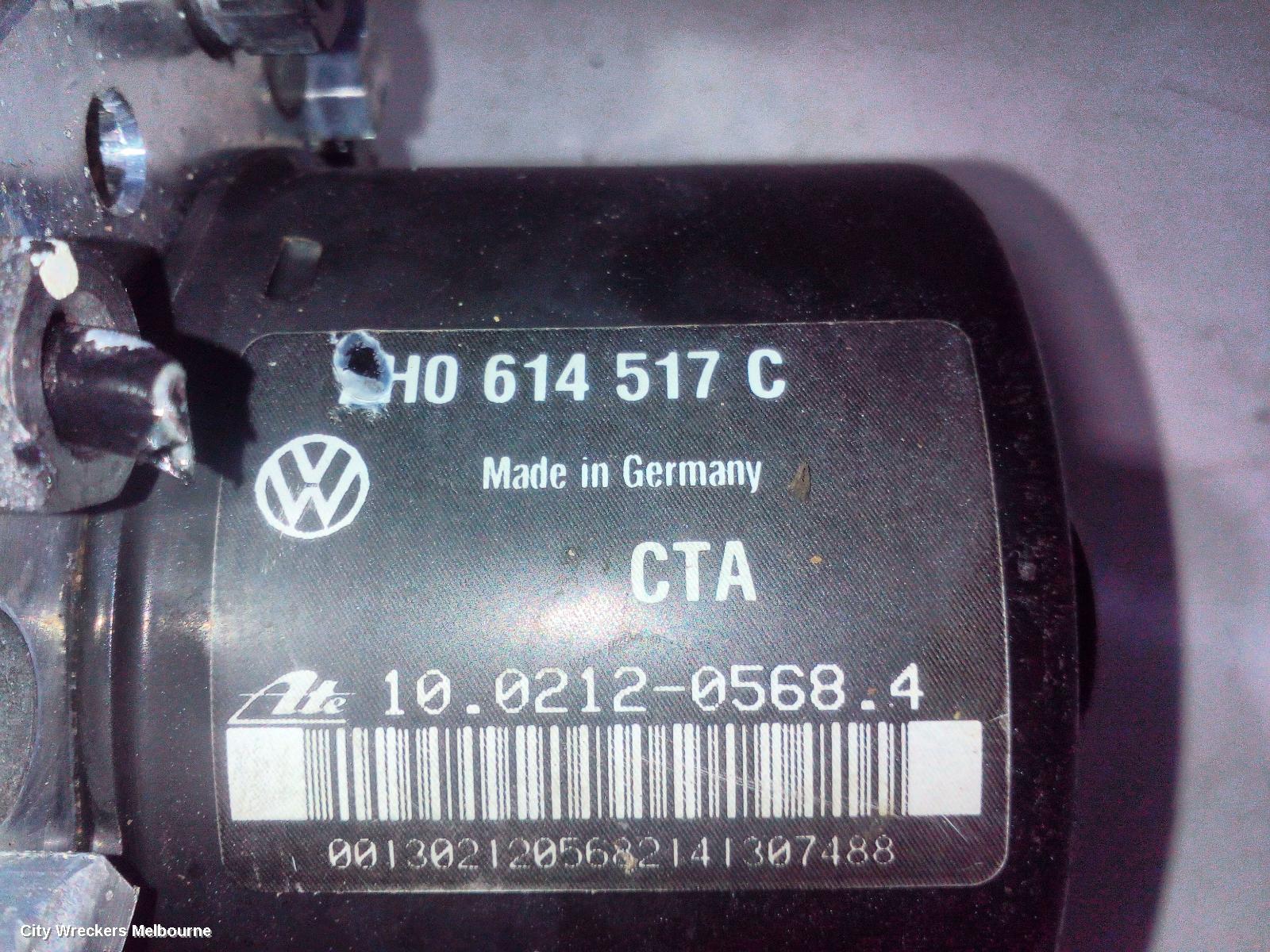 VOLKSWAGEN AMAROK ABS PUMP/MODULATOR, 2H, P/N 2H0907379G, 10/2010 - 09/2022