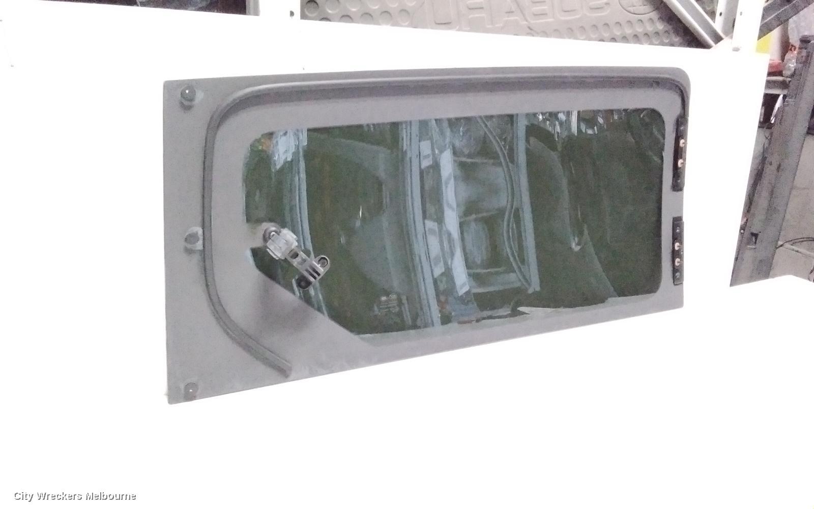 LDV G10 LEFT REAR DOOR WINDOW, SV7C, VAN, FIXED GLASS TYPE, 04/2015 ONWARDS