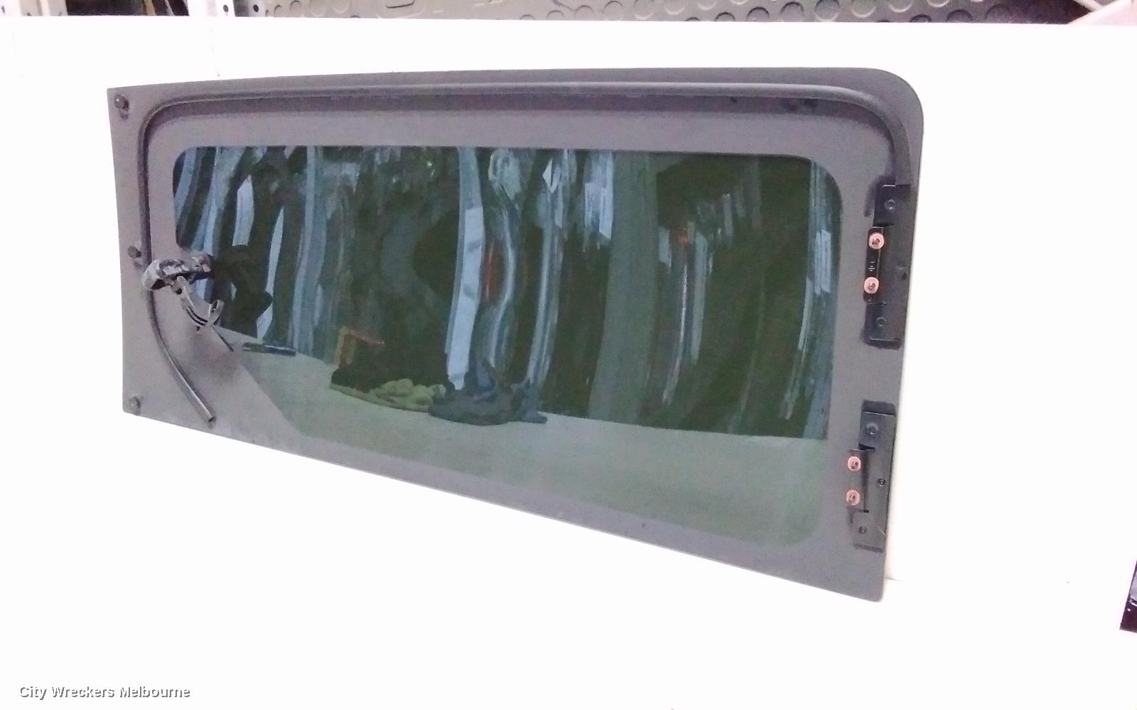 LDV G10 LEFT REAR DOOR WINDOW, SV7C, VAN, FIXED GLASS TYPE, 04/2015 ONWARDS