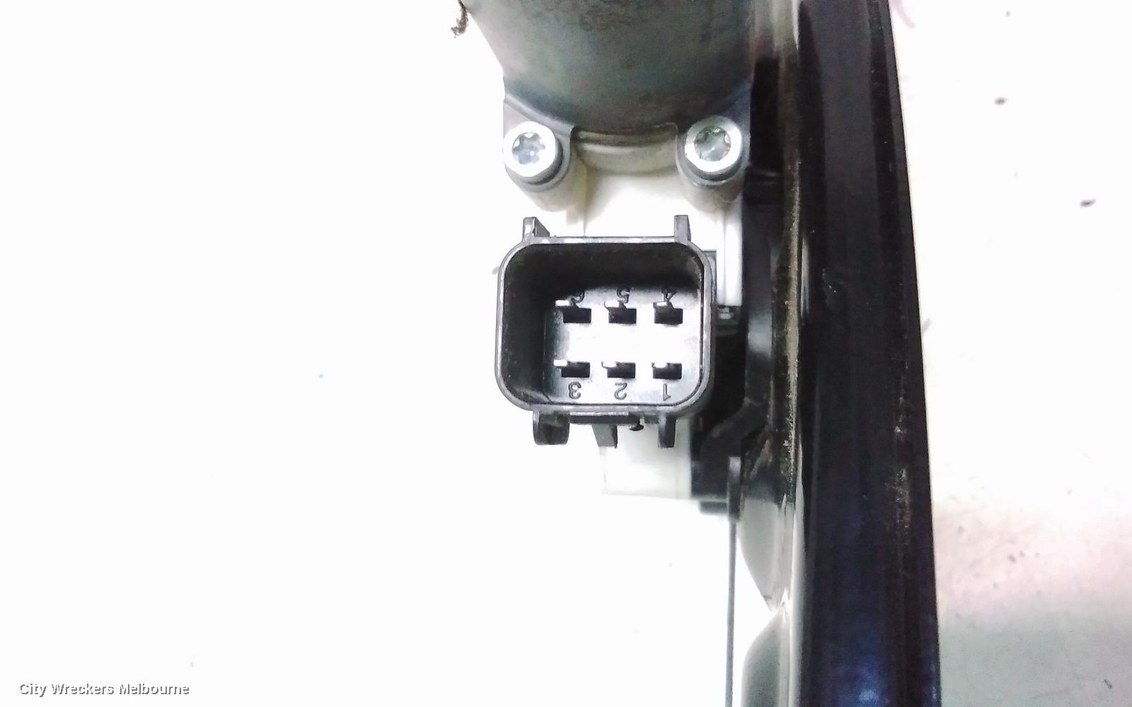 LAND ROVER DISCOVERY SPORT RIGHT REAR WND REG/MOTOR, L550, 01/2015 ONWARDS