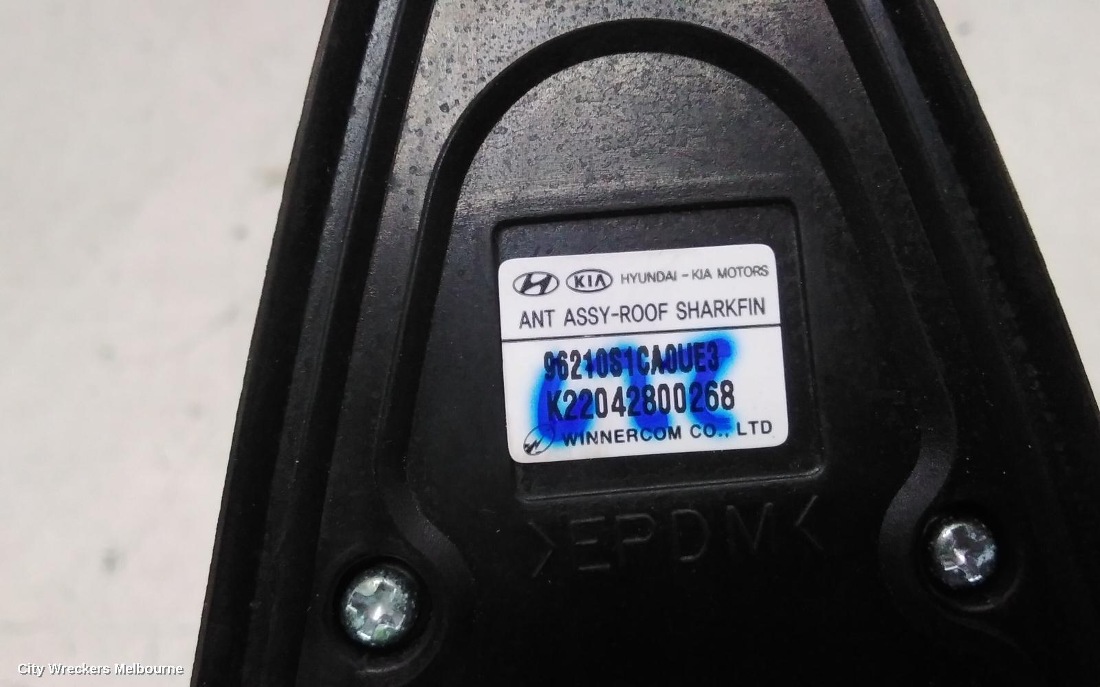 HYUNDAI SANTA FE ANTENNA, TM, SHARK FIN, 03/2018 - 10/2023