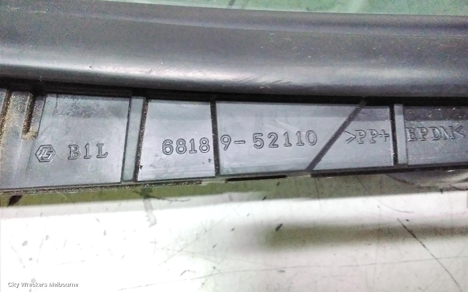 TOYOTA PRIUS LEFT REAR 1/4 DOOR GLASS, NHP10, PRIUS C, 12/2011 - 03/2020
