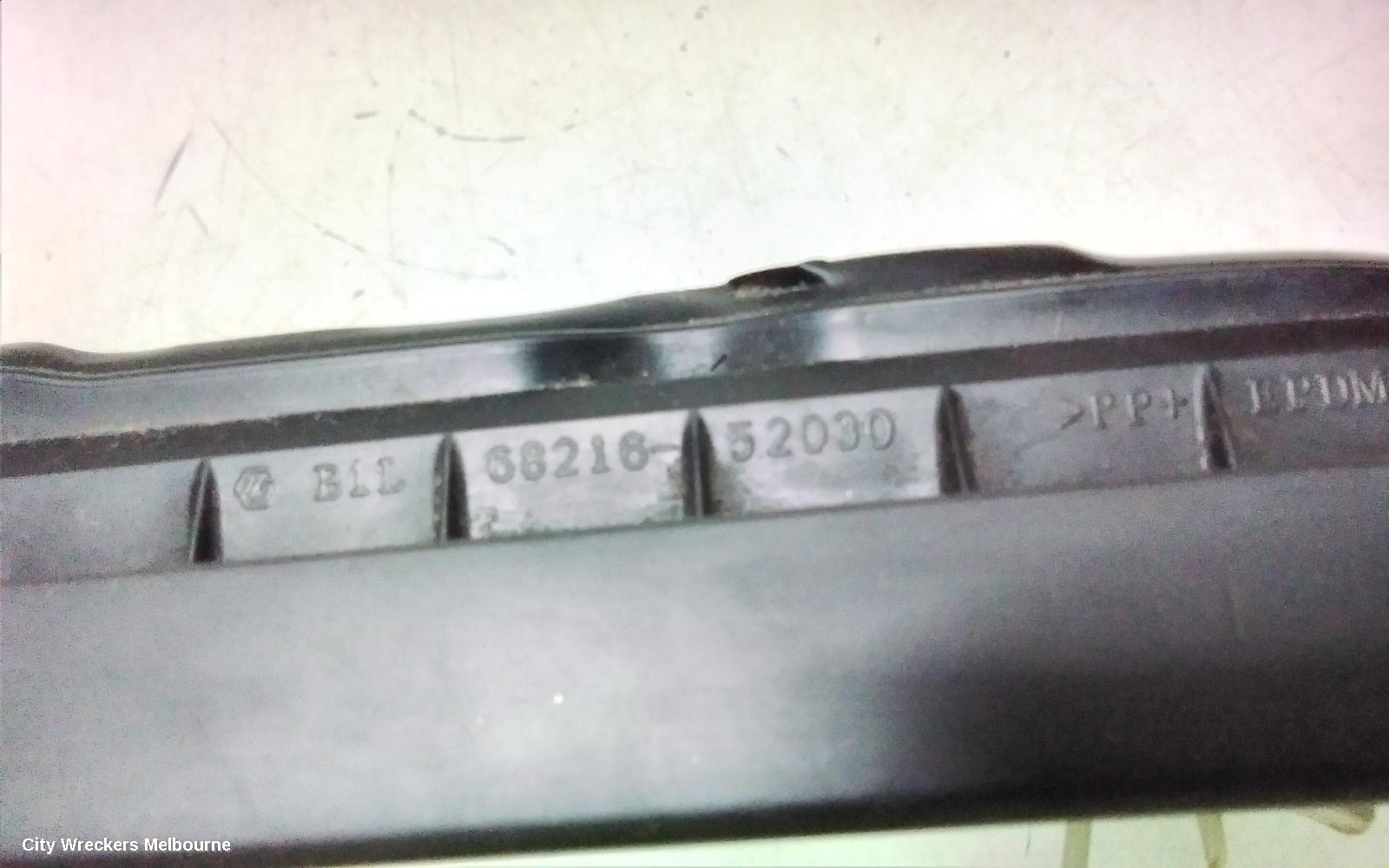 TOYOTA PRIUS LEFT FRONT 1/4 DOOR GLASS, NHP10R, AQUA, HATCH, 12/2011 - 03/2020