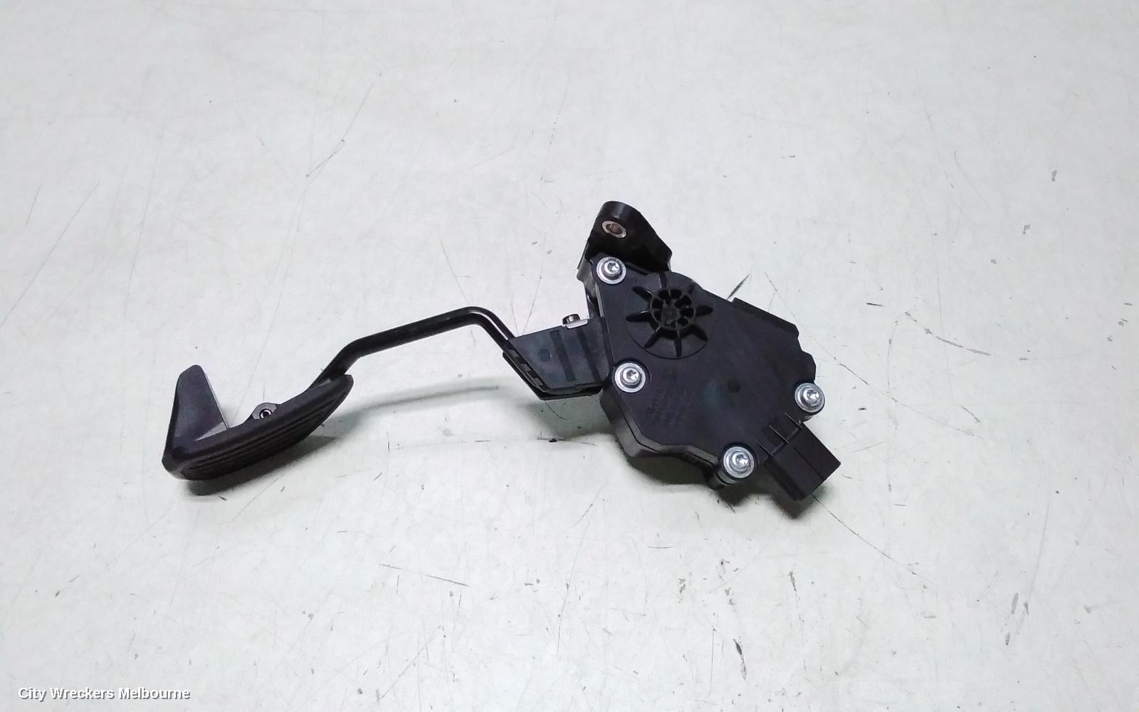 TOYOTA PRIUS PEDAL ASSEMBLY, NHP10, ACCELERATOR PEDAL, 12/2011 - 03/2020