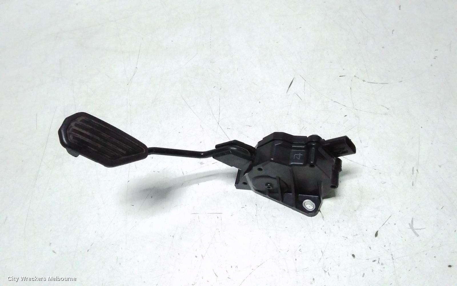 TOYOTA PRIUS PEDAL ASSEMBLY, NHP10, ACCELERATOR PEDAL, 12/2011 - 03/2020
