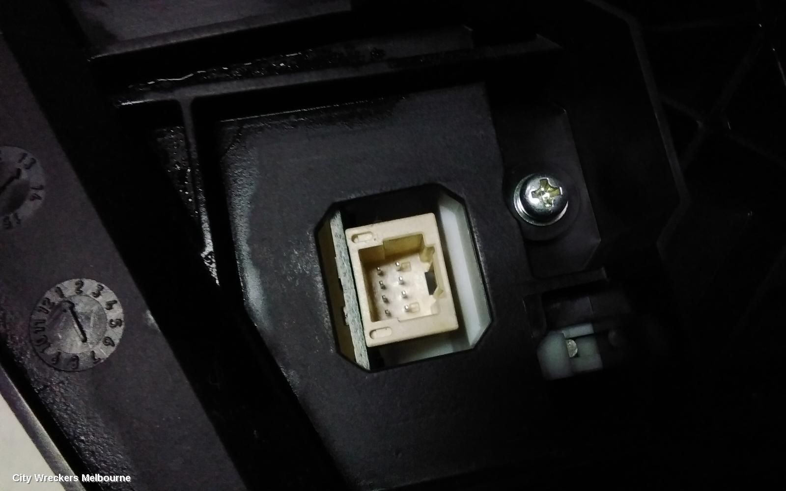 TOYOTA PRIUS GEAR STICK/SHIFTER, NHP10, PRIUS C, 12/2011 - 03/2020