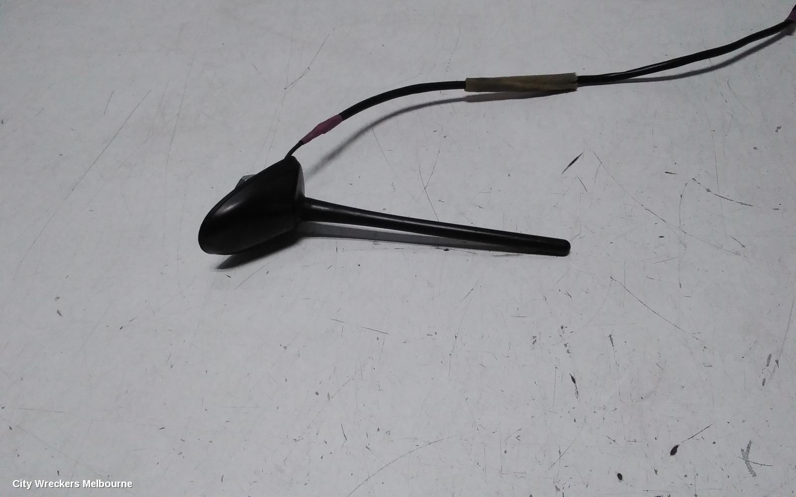 TOYOTA PRIUS ANTENNA, NHP10R, PRIUS C, 12/2011 - 03/2020