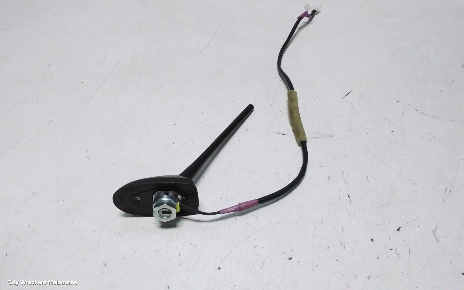 TOYOTA PRIUS ANTENNA, NHP10R, PRIUS C, 12/2011 - 03/2020