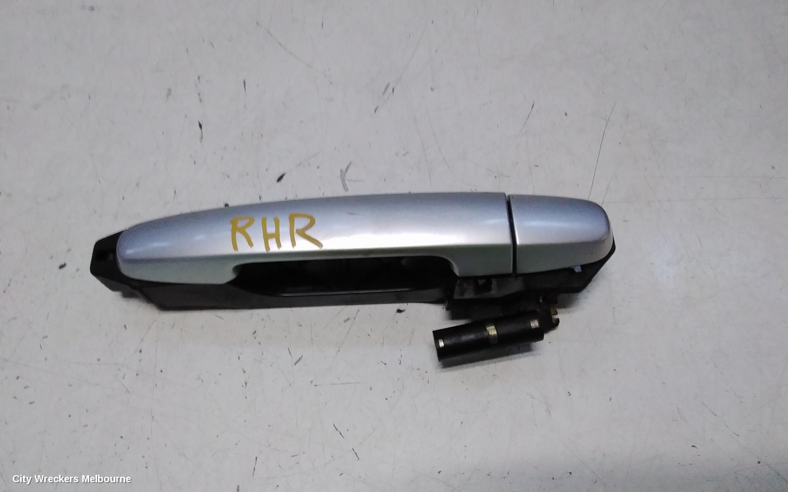 TOYOTA RAV4 DOOR HANDLE, OUTER, RH REAR, ACA2#R, 07/2000 - 10/2005