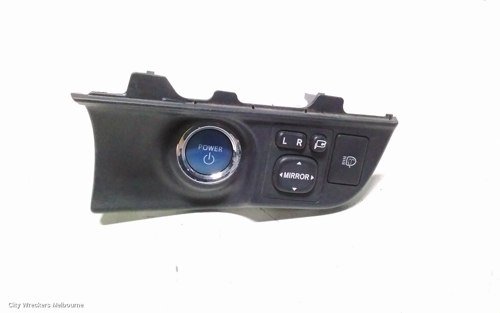 TOYOTA PRIUS, NHP10, PRIUS C, 12/2011 - 03/2020, START STOP BOTTUN: 150972