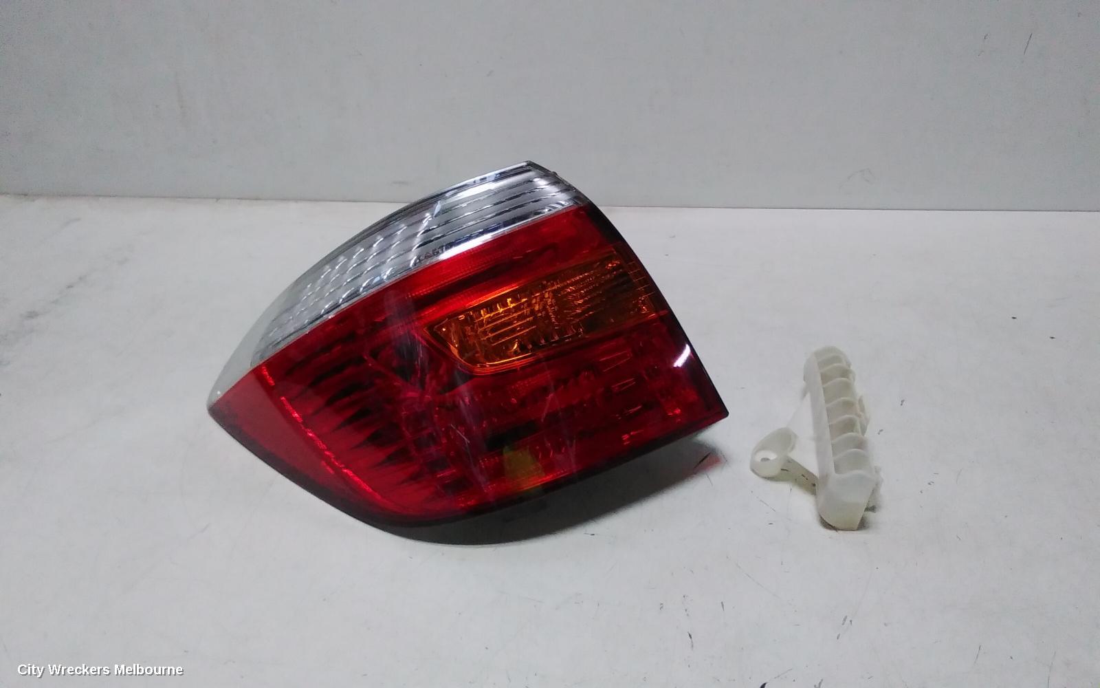 TOYOTA KLUGER LEFT TAILLIGHT, GSU40-GSU45, IN BODY, CLEAR LENS TYPE, 05/2007 - 07/2010