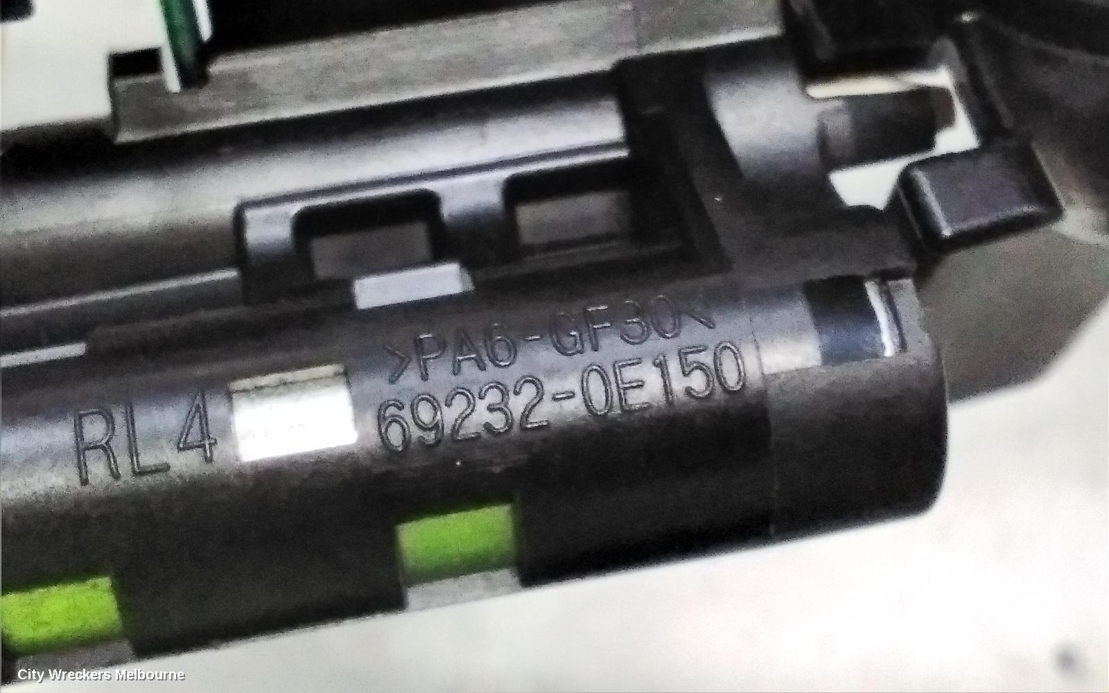 TOYOTA KLUGER DOOR HANDLE, LH REAR, OUTER, COLOUR CODED, XU70 SERIES, 03/2021 ONWARDS