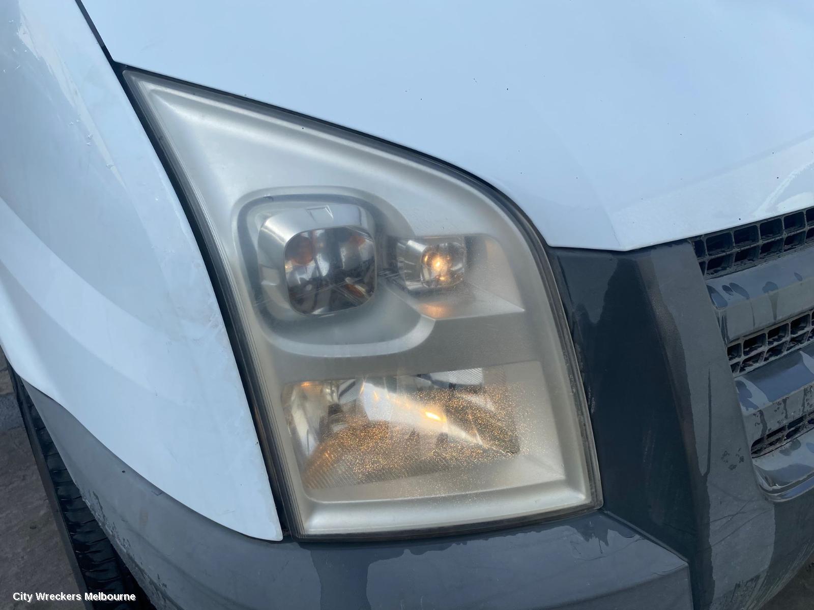 FORD TRANSIT LEFT GUARD, VM SI-II, NON REPEATER TYPE,09/2006 - 02/2014