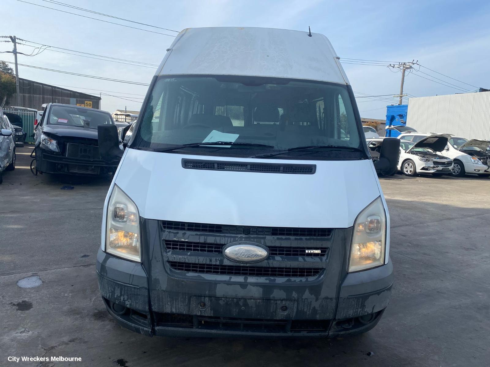 FORD TRANSIT RIGHT HEADLAMP, VM SI-II, 09/2006 - 02/2014