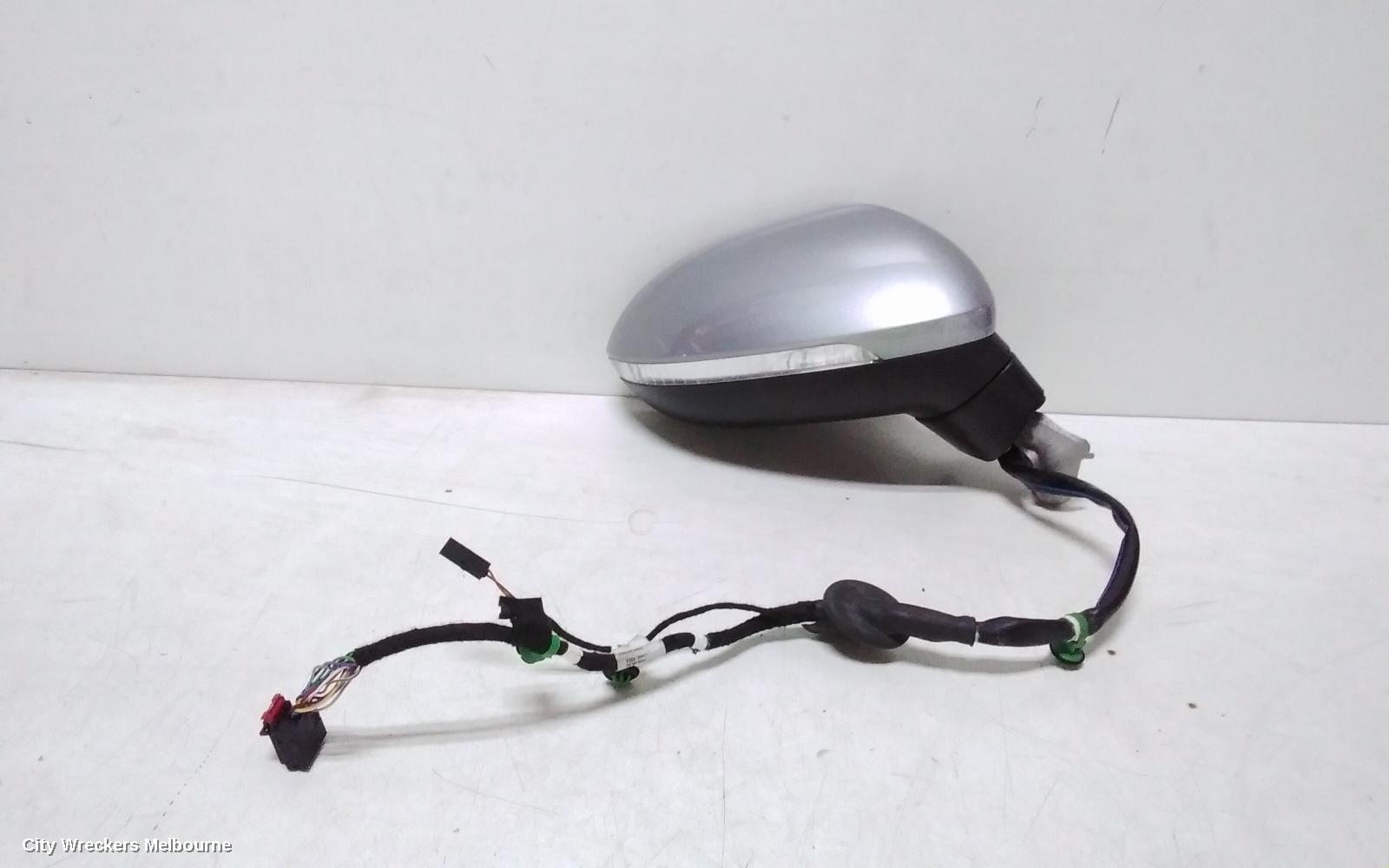 VOLKSWAGEN PASSAT RIGHT DOOR MIRROR, B8/MK7, POWER FOLD, W/ AUTO DIM TYPE, 06/2015 - 10/2019