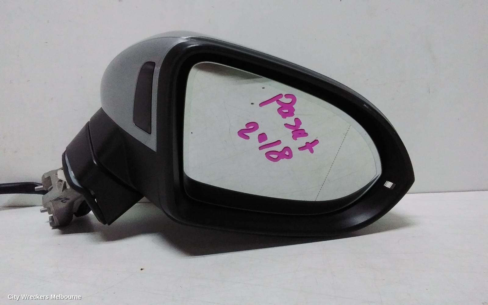 VOLKSWAGEN PASSAT RIGHT DOOR MIRROR, B8/MK7, POWER FOLD, W/ AUTO DIM TYPE, 06/2015 - 10/2019