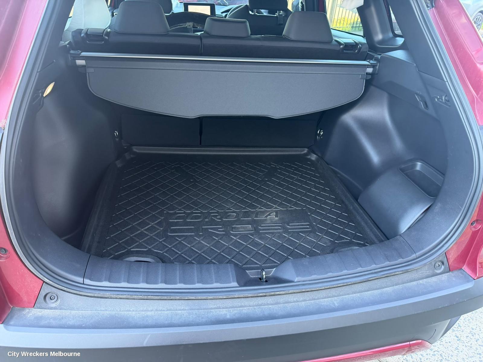 TOYOTA COROLLA CROSS FLOOR MATS, XG10, 01/2022 ONWARDS